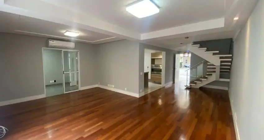 Casa em condomínio de alto padrão em são bernardo do campo-sp, 3 quartos, 1 suíte, 3 salas, 5 banheiros, 4 vagas, 180m².