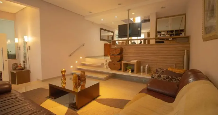 Casa com 3 quartos à venda na Rua Cidade de São Sebastião, 221, Nova Petrópolis, São Bernardo do Campo