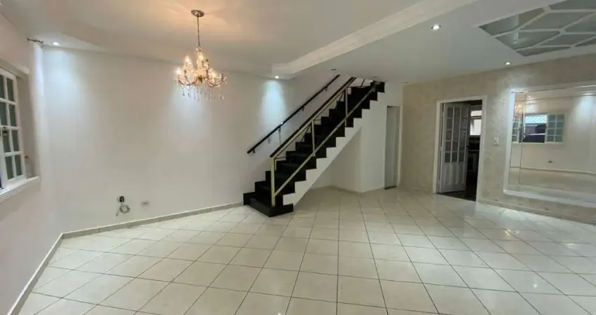 Casa com 3 quartos à venda na Rua Antônio Fregonesi, 14, Nova Petrópolis, São Bernardo do Campo