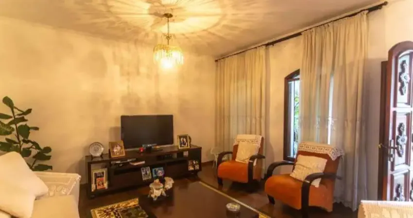 Casa com 4 quartos para alugar na Rua Tasman, 320, Jardim do Mar, São Bernardo do Campo