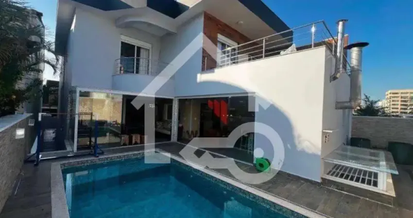 Luxuosa casa em condomínio na Vila Lusitânia, São Bernardo do Campo-SP: 5 quartos, 4 suítes, 4 salas, 8 banheiros, 6 vagas, 584m².
