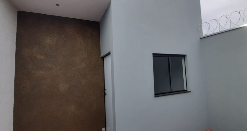 LINDA CASA  MODERNA ,A VENDA,  NO NOVO MUNDO , FACIL ACESSO AO CENTRO .SE ENQUADRA NO  MCMV, SAIA DO ALUGUEL AGORA