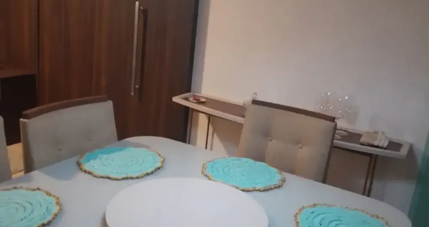Ótima casa térrea , grande em excelente localização