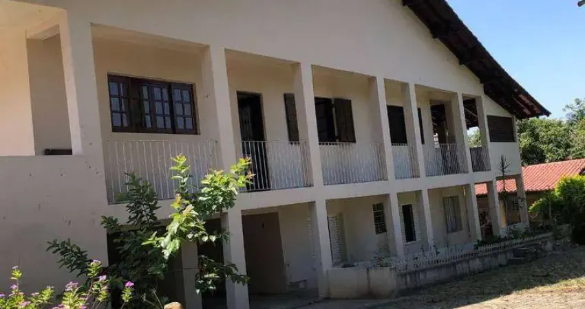 Casa assobradada a venda, jardim cecilia mogi das cruzes – sp 350m² de terreno e 378m² de área construída r$ 700.000,00