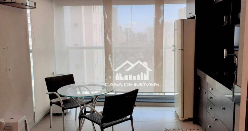 Vende apartamento compacto com 32m² na Vila Cordeiro