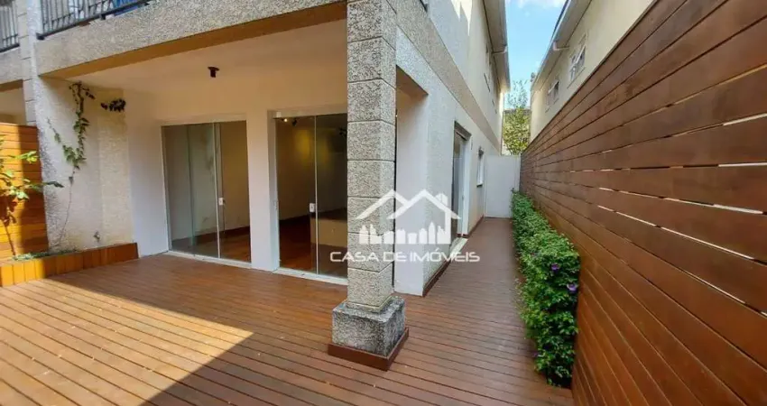 Vende casa em condomínio com 300m² de área útil, próximo Hospital Albert Einstein