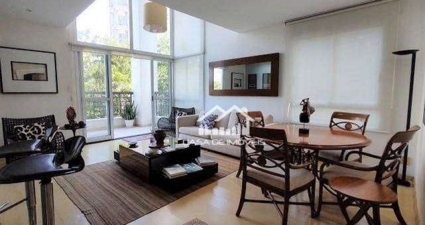 Vende ou aluga apartamento duplex com 104m², 2 suítes, 2 vagas e depósito, no Panamby.