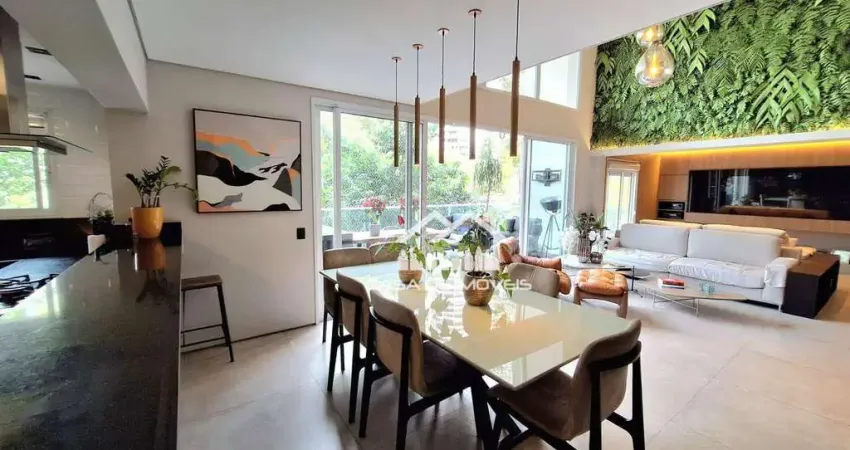 Aluga apartamento mobiliado, com pé direito duplo e 3 suítes, lazer clube, no Panamby.