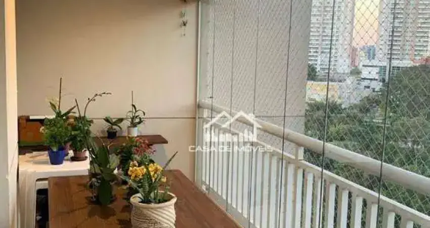 Vende apartamento com 145m², 3 suítes, 1 escritório, 3 vagas e lazer clube, no Morumbi.