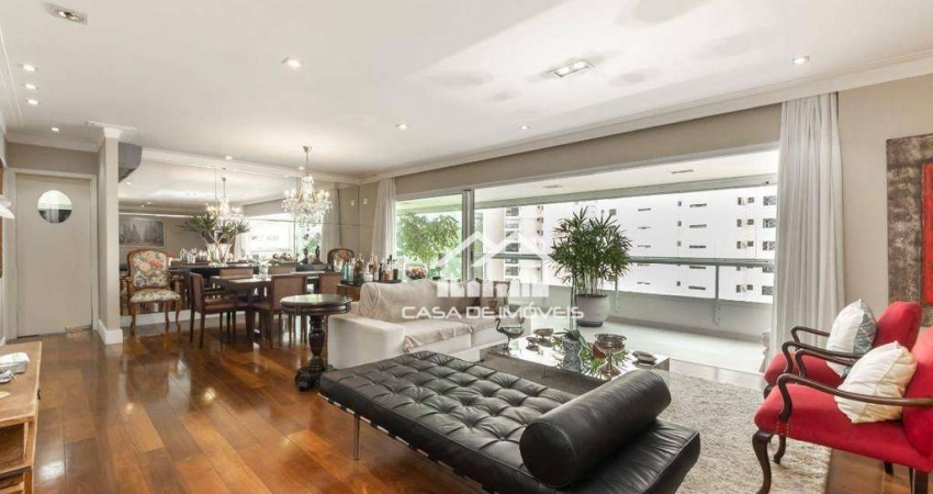 Vende apartamento com 211m², 3 suítes, sala ampliada, 3 vagas e lazer clube, na Vila Andrade.