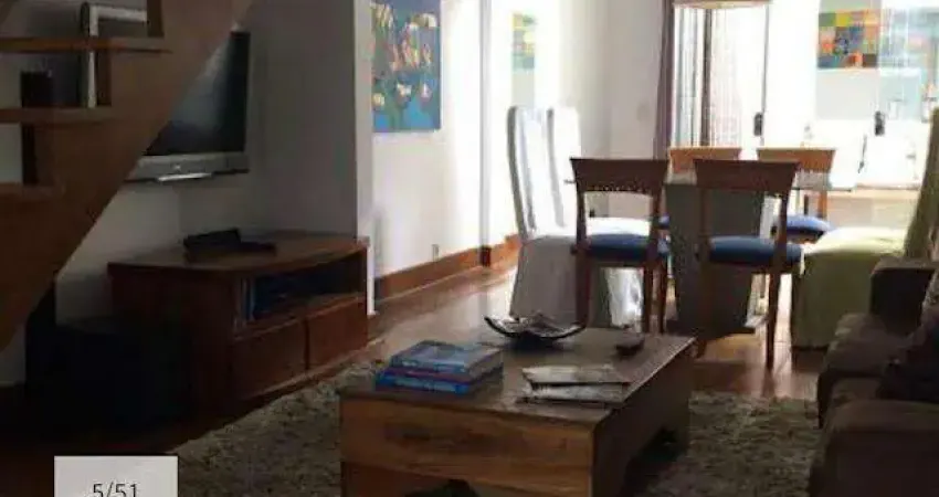 Aluga casa de vila, na Vila Nova Conceição, com 140m²