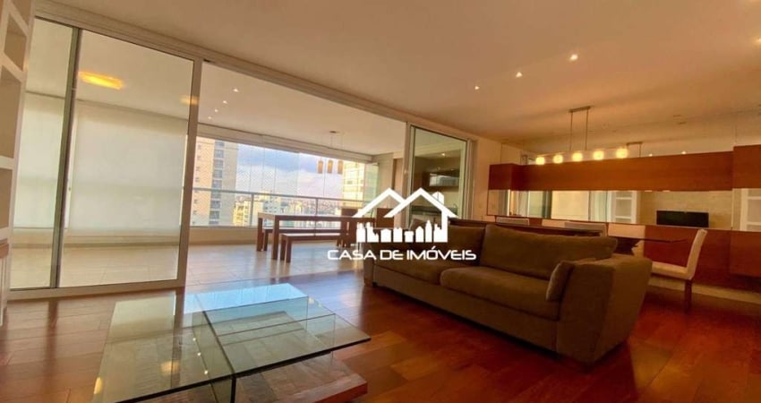 Aluga apartamento com 3 suítes, varanda gourmet, elevador privativo e lazer completo, no Campo Belo.
