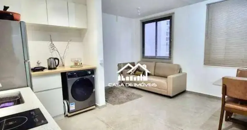Vende apartamento de 34m², mobiliado, com 1 dormitório e lazer completo