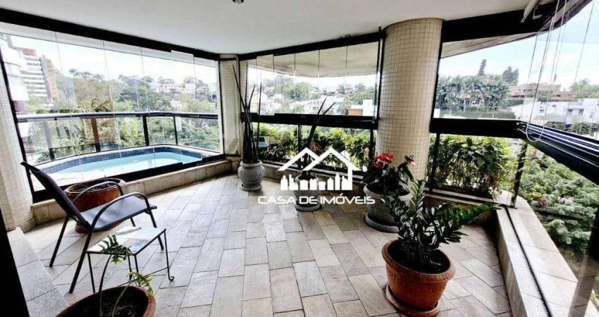 Vende apartamento penthouse com 380m², 4 suítes, 4 vagas, piscina e churrasqueira, no Panamby.