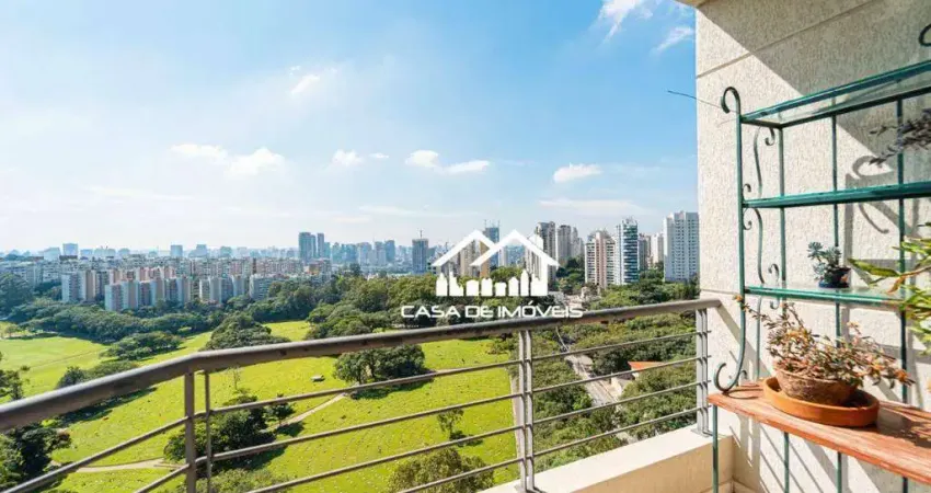 Vende cobertura duplex com 2 suítes, 1 dormitório, 3 vagas, churrasqueira privativa e lazer no Panamby.