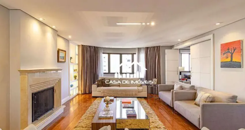 Vende apartamento de 198m², com 3 suítes, escritório e 2 vagas em moema