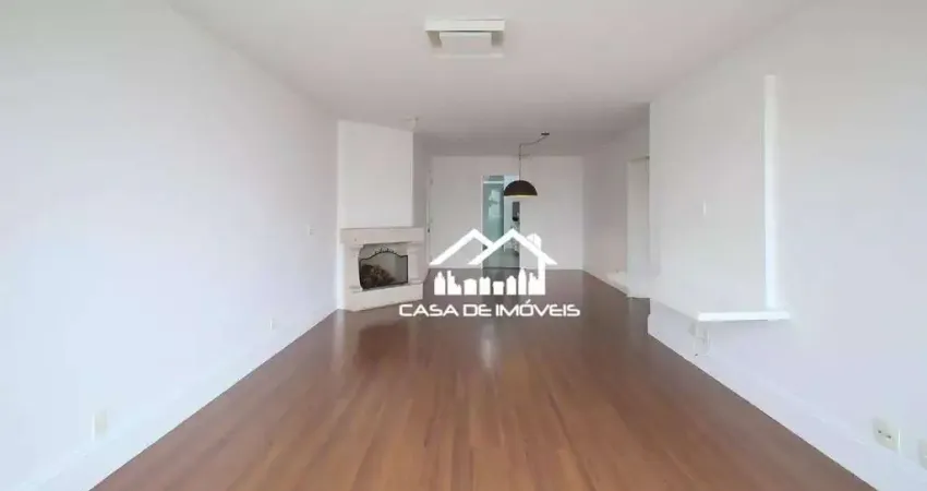 Vende apartamento de 151m², com 4 dormitórios sendo 2 suítes e 3 vagas, no panamby