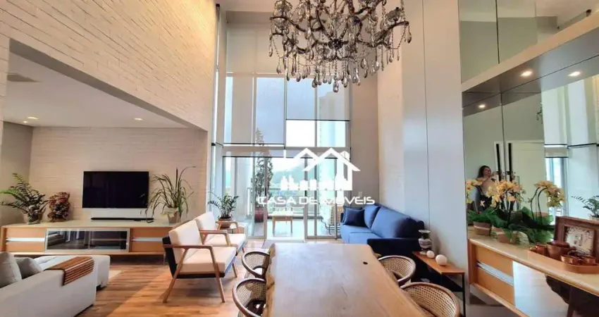 Vende ou aluga apartamento com pé direito duplo, mobiliado, com 142m² e 2 suítes, no panamby