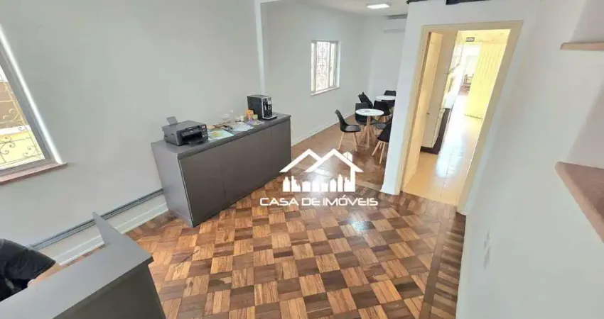 Aluga casa comercial ou residencial, no marapé, com aproximadamente 200m² de área útil.