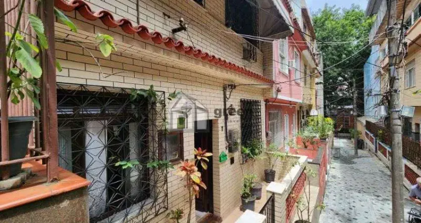 Casa em condomínio fechado com 4 quartos para alugar na Rua Pedro Américo, 418, Catete, Rio de Janeiro