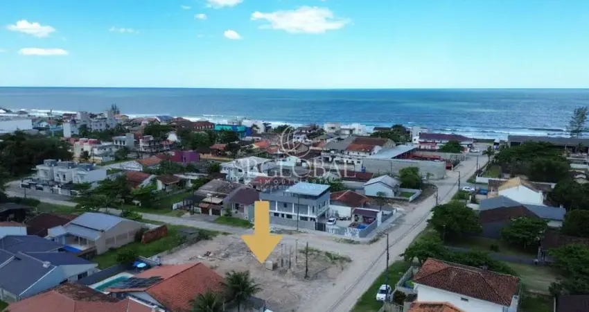 Terreno de esquina com 612m² à 250 metros da praia na barra do saí