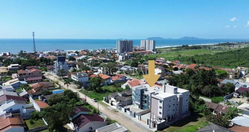 Apartamento térreo com 03 dormitórios  no Balneário Paese em Itapoá SC