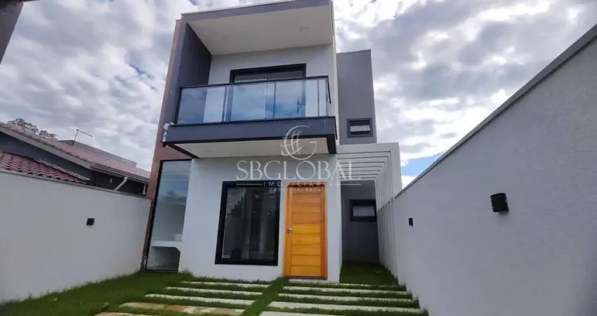 Luxuoso Sobrado com Piscina, a 300m da Praia, no Balneário Volta ao mundo I
