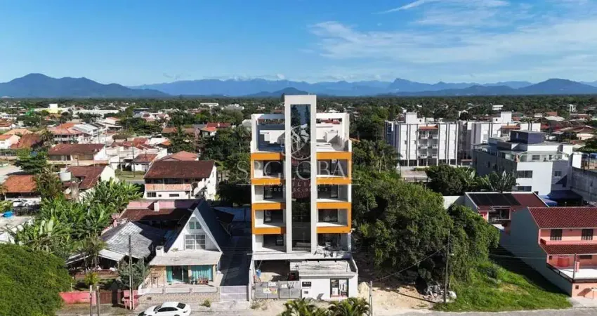 Apartamentos próximo ao mar no residencial Terceira Pedra, em Itapoá/SC