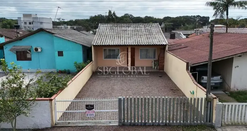 Casa mobiliada pronta para morar localizada no balneário paese em itapoá/sc!