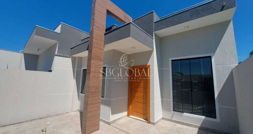 Casa com 02 quartos no Balneário Uirapuru em Itapoá-SC