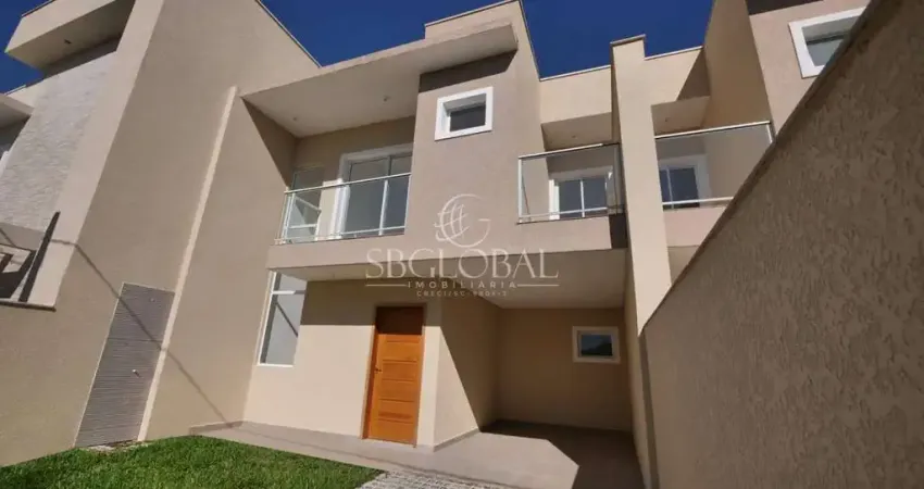 Ótimo sobrado localizado na barra do saí  a 500 metros da praia em itapoá/sc