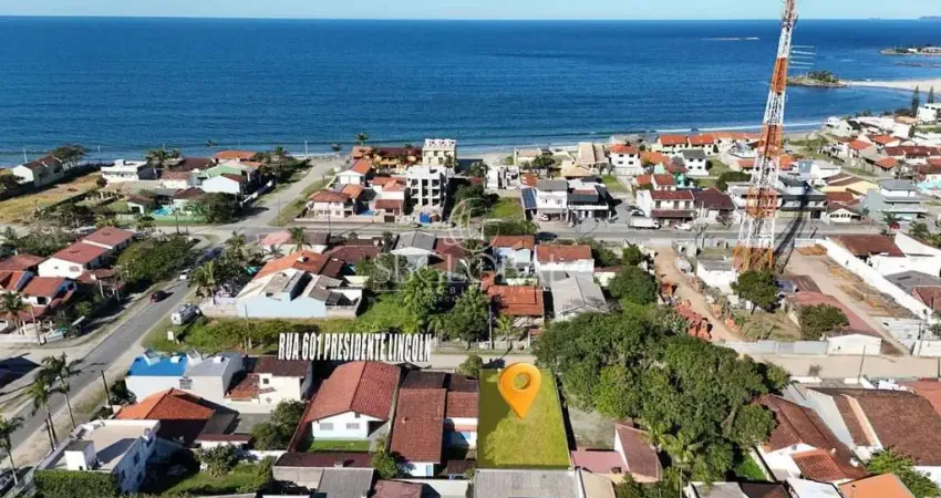 Terreno com 360m² (12x30) á 240 metros da praia no balneário brasilia em itapoá-sc