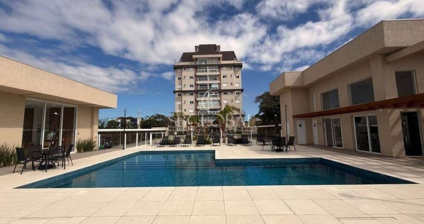 Apartamento no 1° andar do Residencial Ocean Castle, frente para mar em Itapoá-SC