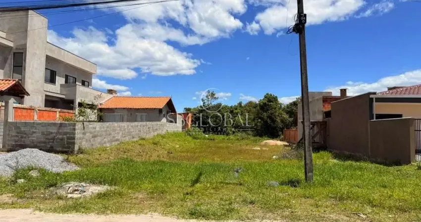 Terreno com 399m² (14x28,50) próximo da região central em itapoá-sc