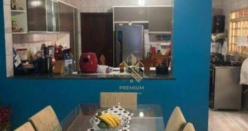 Casa com 3 dormitórios à venda, 300 m² por R$ 650.000,00 - Jardim Águas Claras - Bragança Paulista/SP