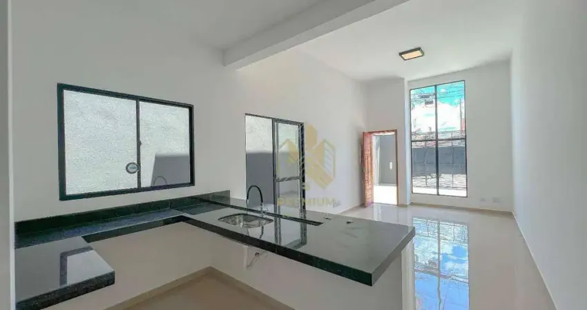 Casa com 3 dormitórios à venda, 75 m² por R$ 650.000,00 - Jardim Alvinópolis - Atibaia/SP