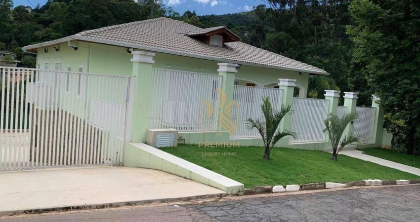 Casa com 3 dormitórios à venda, 647 m² por R$ 3.500.000,00 - Condomínio Flamboyant - Atibaia/SP