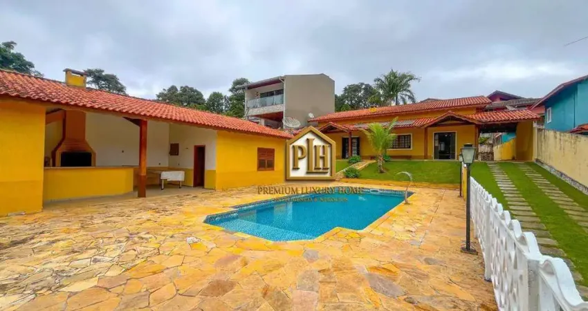 Casa com 4 dormitórios à venda, 302 m² por R$ 1.060.000 - Batatuba - Piracaia/São Paulo