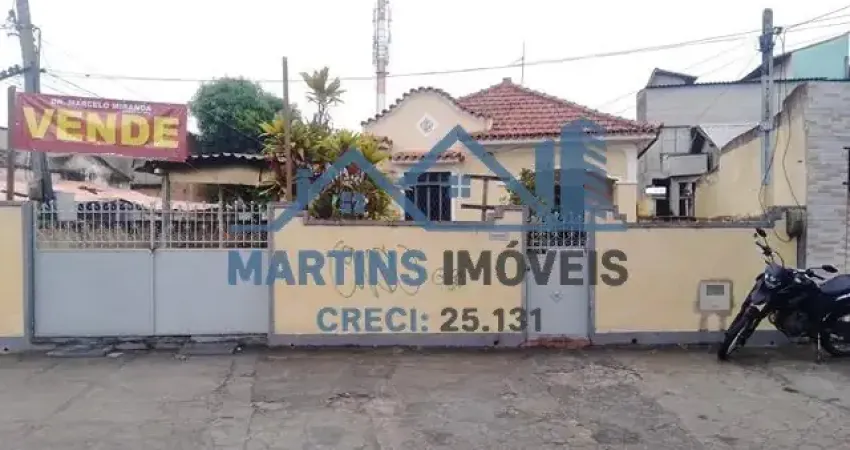Bangu – excelente casa linear em ponto comercial – avenida santa cruz