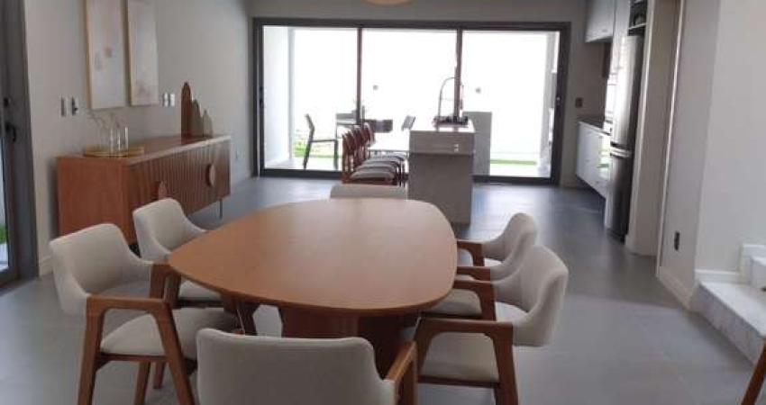 CASA COM 238M² DE ÁREA CONSTRUÍDA COM 3 SUÍTES NO CONDOMÍNIO BRISAS DA MATA EM JUNDIAÍ - SP * PERMUTA ATE R$800.000,00*