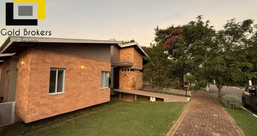 CASA COM 257 M²  DE ÁREA CONSTRUÍDA E 3 DORMITÓRIOS NO CONDOMÍNIO RESERVA DOS VINHEDOS EM LOUVEIRA - SP