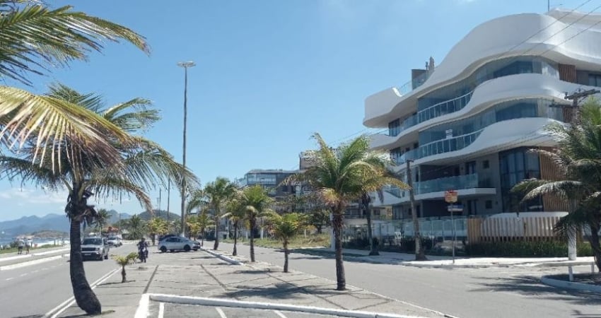 Lindo apartamento com 3 suítes de frente para o mar