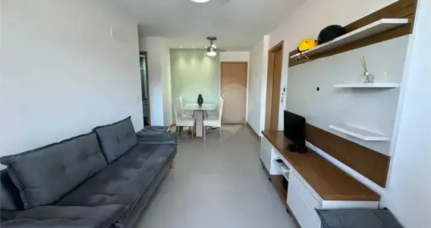 BELÍSSIMO APARTAMENTO ENTRE O MAR E A LAGOA