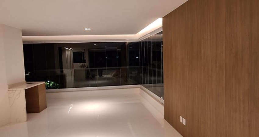 APARTAMENTO 4 QUARTOS  NO POSTO 6 BARRA DA TIJUCA PLAYA