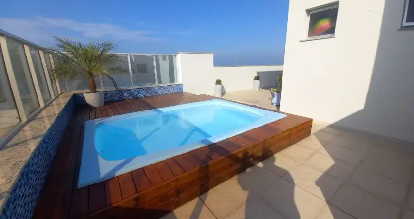 Cobertura linear de 3 suites sol da manhã frente mar de piratininga