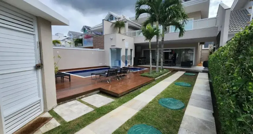 Linda Casa a Venda no Recreio dos Bandeirante. 360m²