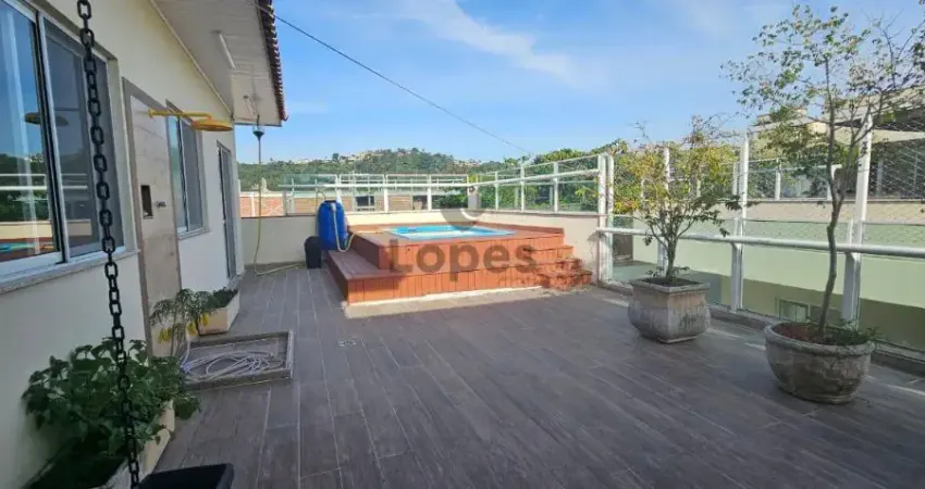 Vende-se excelente cobertura duplex 3 quartos na barra da tijuca