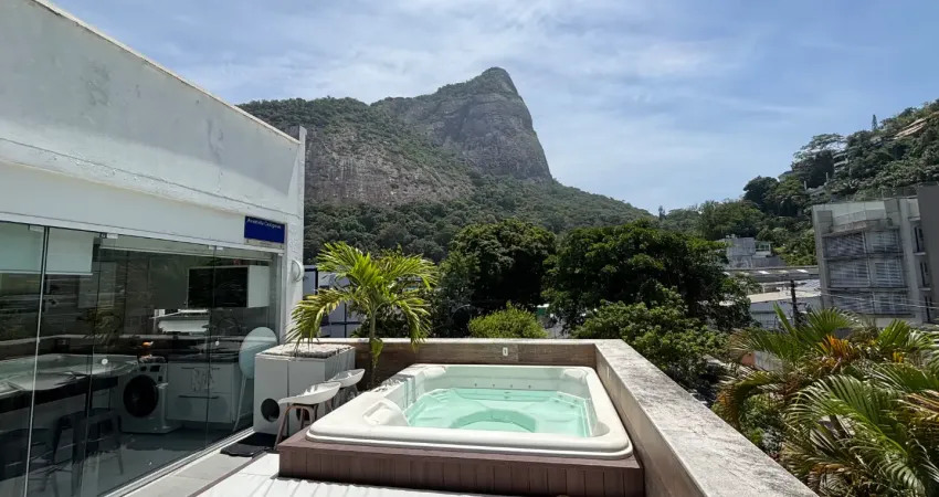 Cobertura linear vistão pedra gávea  1 quarto com dependência lázaro com espaço gourmet e hidromassagem