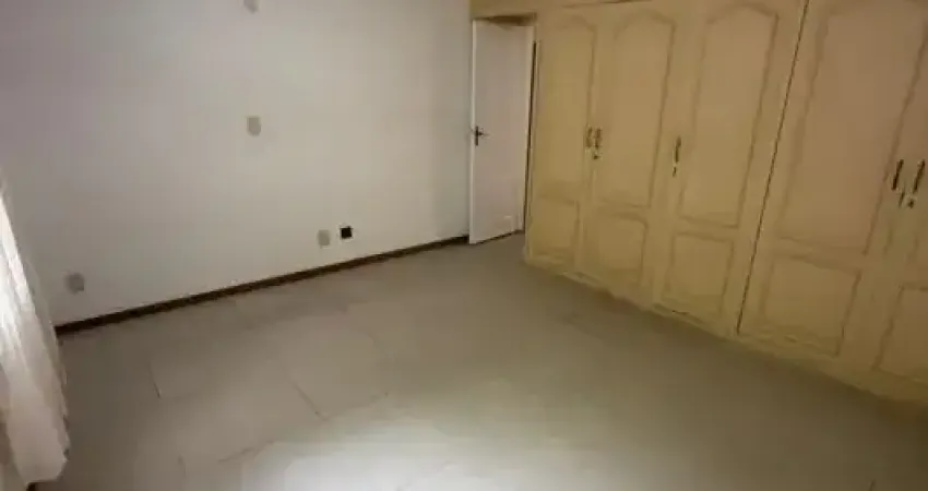 Apartamento com 3 quartos à venda, 100m² - na quadra da praia de icaraí