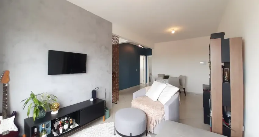 Investimento no centro: apto 2 dorm (suíte) locado com churrasqueira - r$ 390 mil